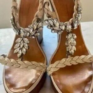 Giuseppe zanotti cream leather wedges with rhinestone strap size 38